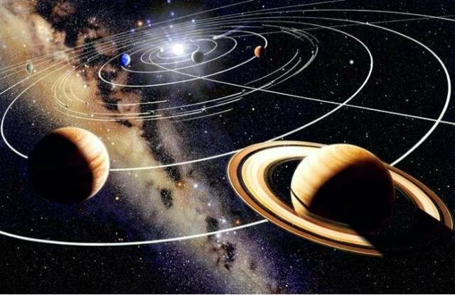 saturn vlastelin kolec Сатурн: властелин своих колец.